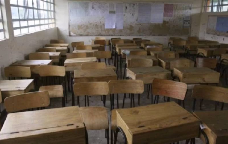 Kenya oo Albaabada Iskugu Dhufatay 15 Iskuul  Amaan Darro Awgeed.[DHAGEYSO]