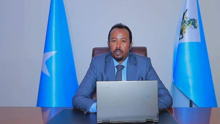 Maamulka SSC oo Puntland ku Eedeeyay Faragalin Siyaasadeed.[DHAGEYSO]