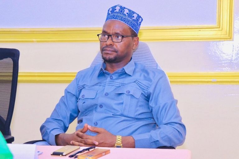 Maamulka La Baxay Jubbaland oo Gudoomiye Cusub u Magacaabay Gobolka Gedo.