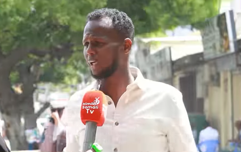 Bulshada ku Dhaqan Muqdisho oo si Adag Uga Hadlay Billad la Gudoonsiiyay Xasan Sheekh.