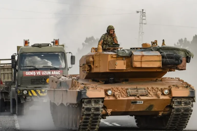 Turkiga oo Markale Hanjabaad u Diray Maleeshiyaadka Qasad ee ka Dagaallama Suuriya.