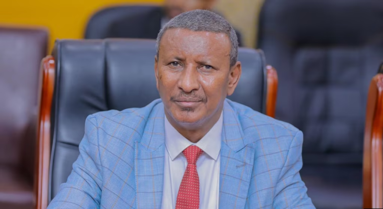 Maamulka Puntland oo Sheegay Ineysan Waqti u Heynin Xasan Sheekh. [Dhagayso].