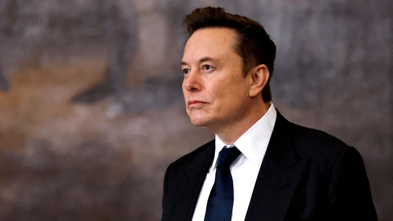 Trump & Elon Musk oo Qorsheynaya Musaafurinta Ilhaan Cumar iyo In Laga Saaro Baarlamaaanka Mareykanka.