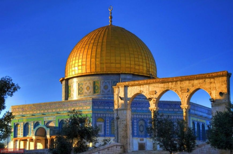 Maxaan ka Ognahay Masjidka Al-Aqsaa iyo Xadgudubyada uu la Kulmayo.[WARBIXIN]