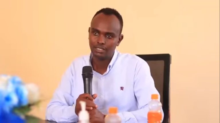 Al-Shabaab oo Qarax ku Weeraray Gudoomiyaha Magaalada Marka ee Sh-hoose.