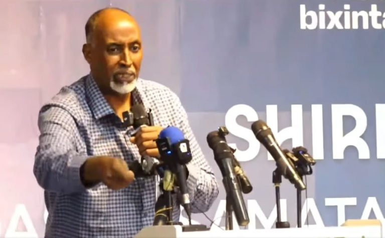Siyaasi Mucaarad ah oo Dowladda Fedaraalka ku Eedeeyay Iney Geystay Tacadiyaad Badan.