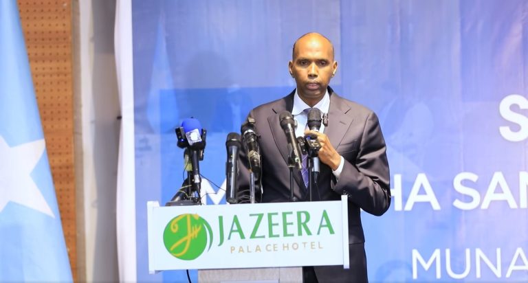 Xasan Cali Kheyrre oo Dowladda Fedaraalka ku Eedeeyay Isbaarooyin iyo Sicirbarar.