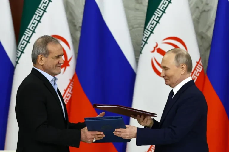 Ruushku Masoo Faragalin Doonaa Xaaladda Gobalka Kadib Weerarkii Washington ee Iiraan.?[WARBIXIN]