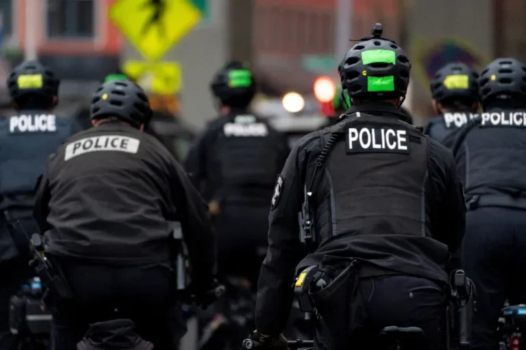 Washington Times: Jawaasiista Shiinaha Innaga ayay Nagu Dhex Jiraan.[WARBIXIN]
